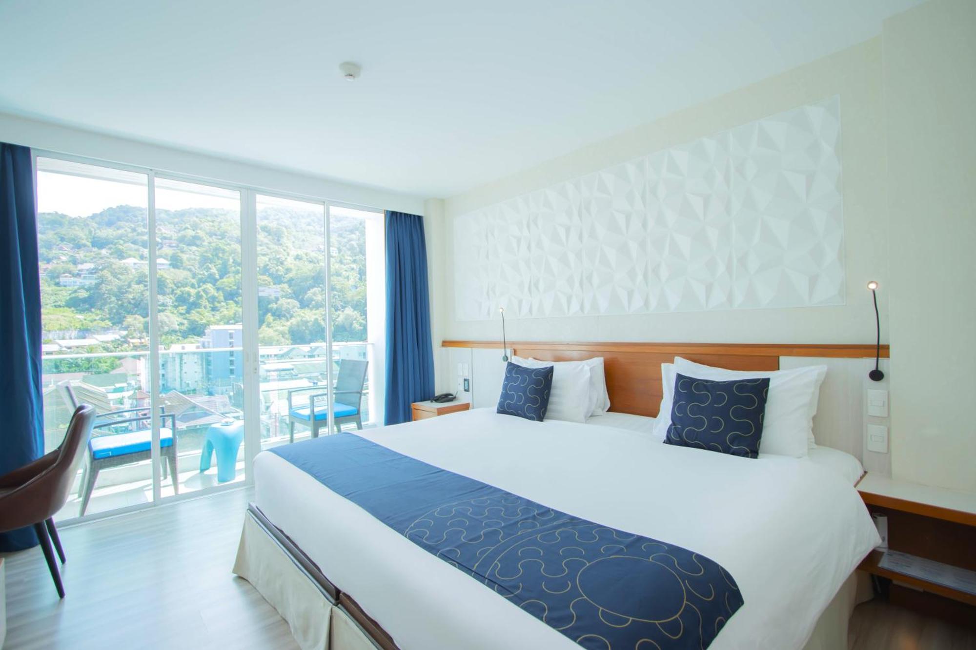 Sira Grande Hotel & Spa Patong Bagian luar foto