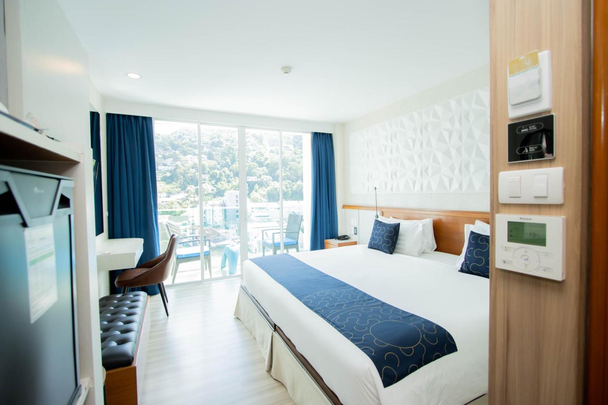 Sira Grande Hotel & Spa Patong Bagian luar foto
