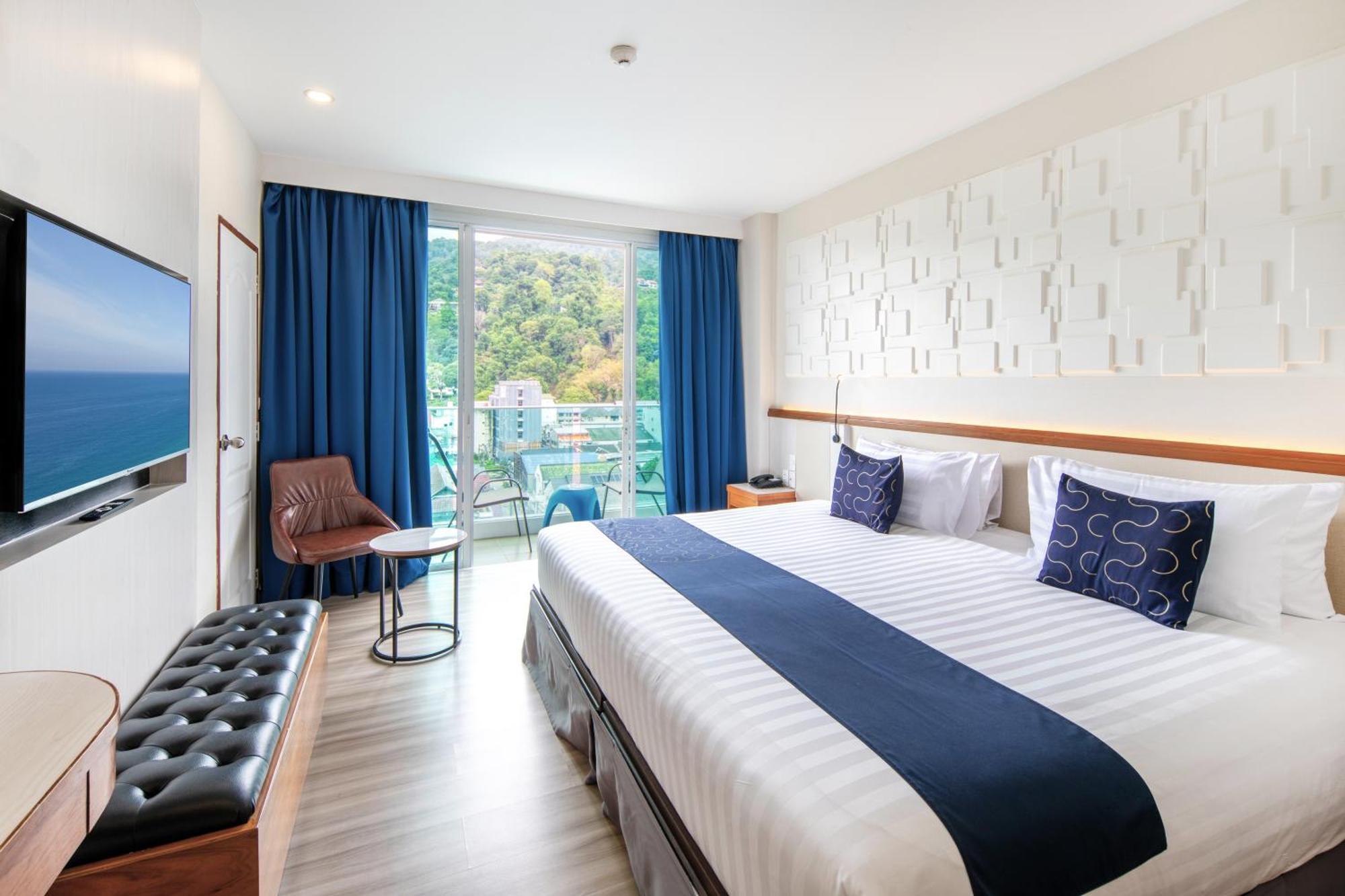Sira Grande Hotel & Spa Patong Bagian luar foto